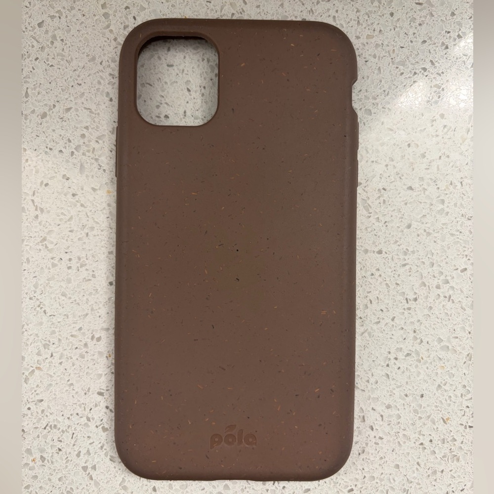 PELA Iphone 11 Brown Case
